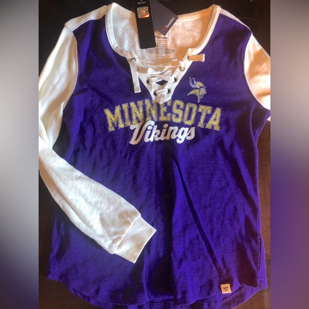 NWT Minnesota Vikings long sleeve